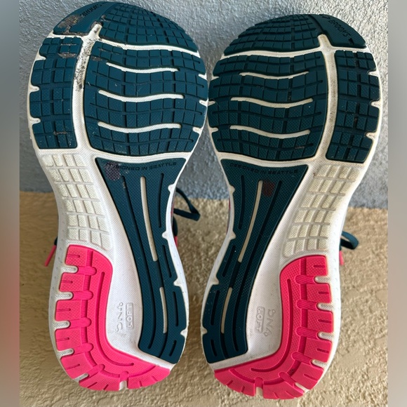 Brooks Glycerin 19 Gray Pink Running Shoes  1203431B110 Women’s Size 9 CLEAN - Picture 14 of 15